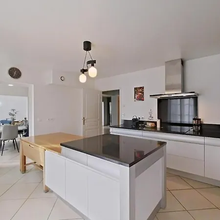 Family House For 14 - Disneyland Paris Magny-le-Hongre