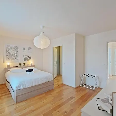 Family House For 14 - Disneyland Paris Villa